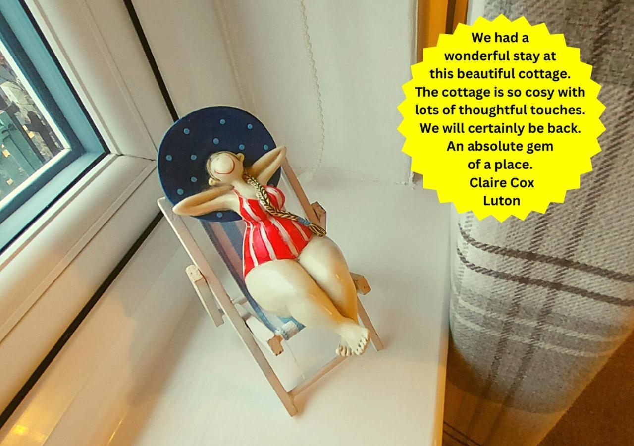 Romantic Lakeside Cottage By The Beach! With Super Cosy Log Burner! The Perfect Escape To Your Home From Home By The Sea! So Relaxing - You Won'T Want To Leave! Pet Friendly! Mablethorpe Exteriér fotografie