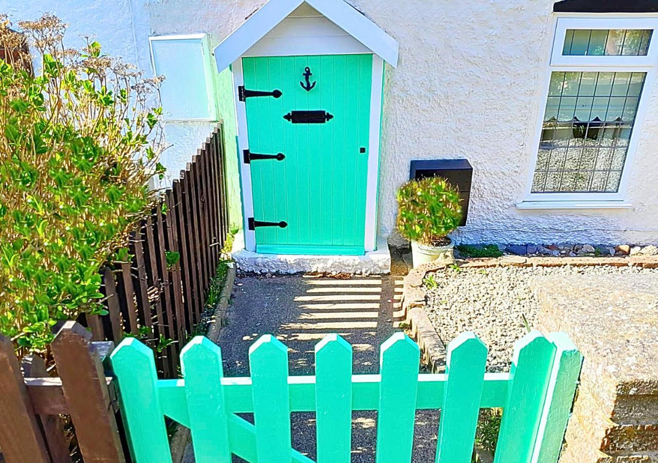 Romantic Lakeside Cottage By The Beach! With Super Cosy Log Burner! The Perfect Escape To Your Home From Home By The Sea! So Relaxing - You Won'T Want To Leave! Pet Friendly! Mablethorpe Exteriér fotografie